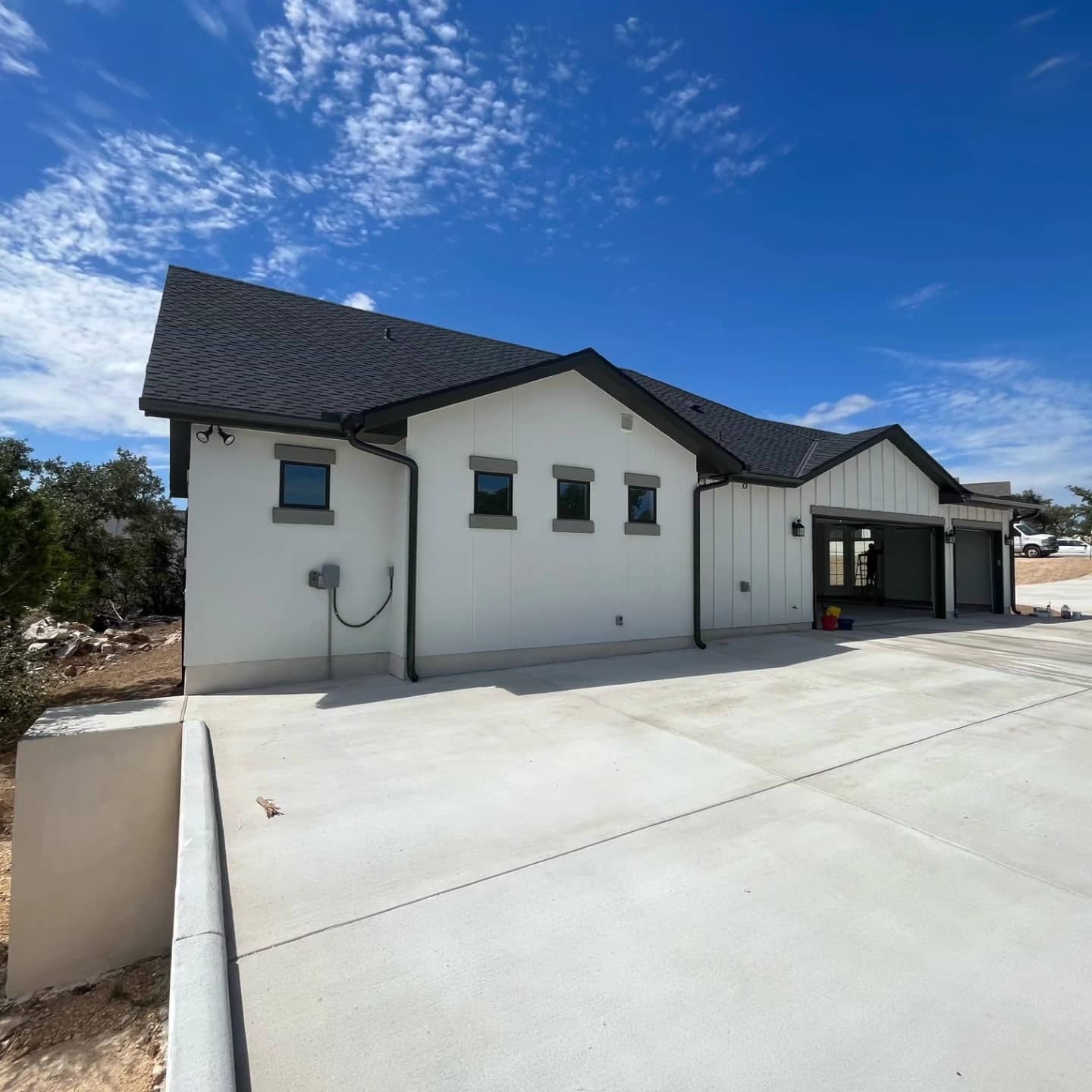 Power Wash Driveway Luling, TX